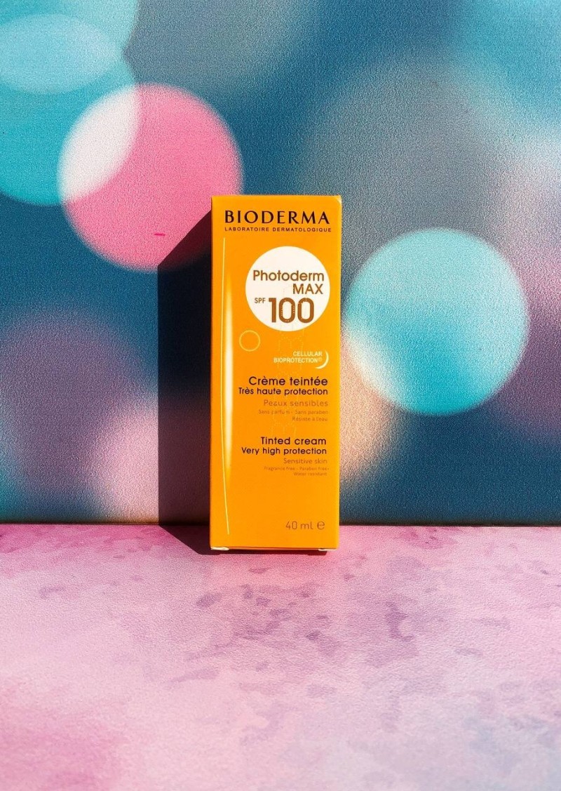 ضد افتاب رنگی spf100بیودرما